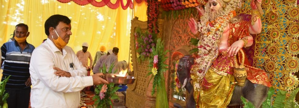 एनटीपीसी टांडा में श्री विश्वकर्मा पूजा का आयोजन